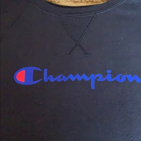 Champion women’s black sweatshirt - Picture 3 of 3